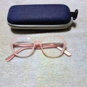 Female plastic readers