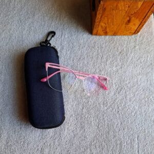 Female Plastic Readers
