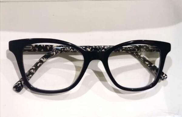 Female plastic readers