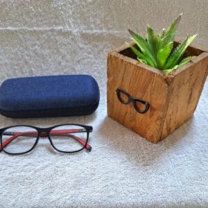 Anti reflective reading glasses