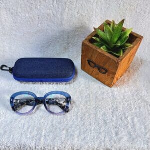 Anti reflective reading glasses