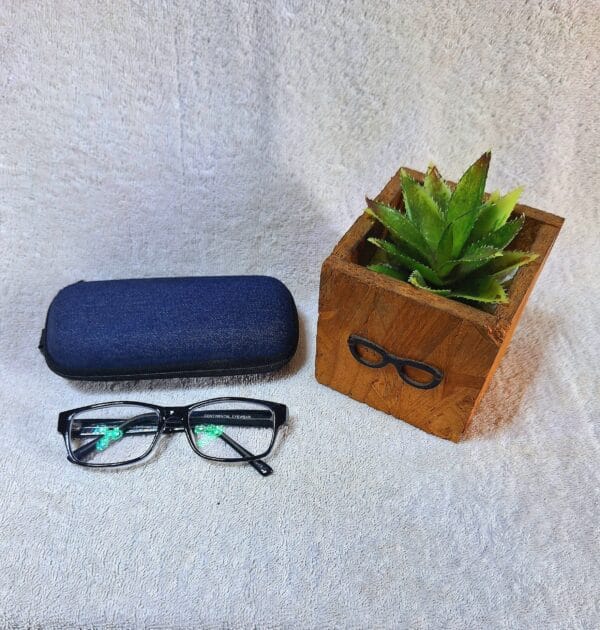 Anti reflective reading glasses