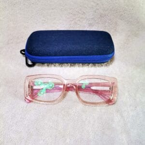 Anti reflective reading glasses