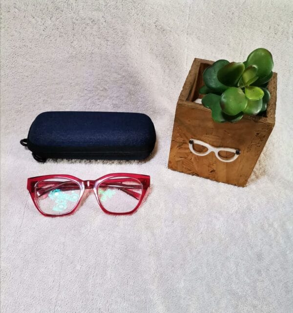 Anti reflective reading glasses