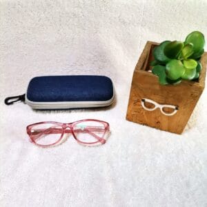 Anti reflective reading glasses