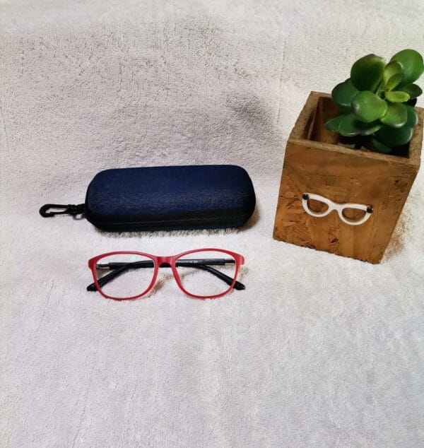 Anti reflective reading glasses