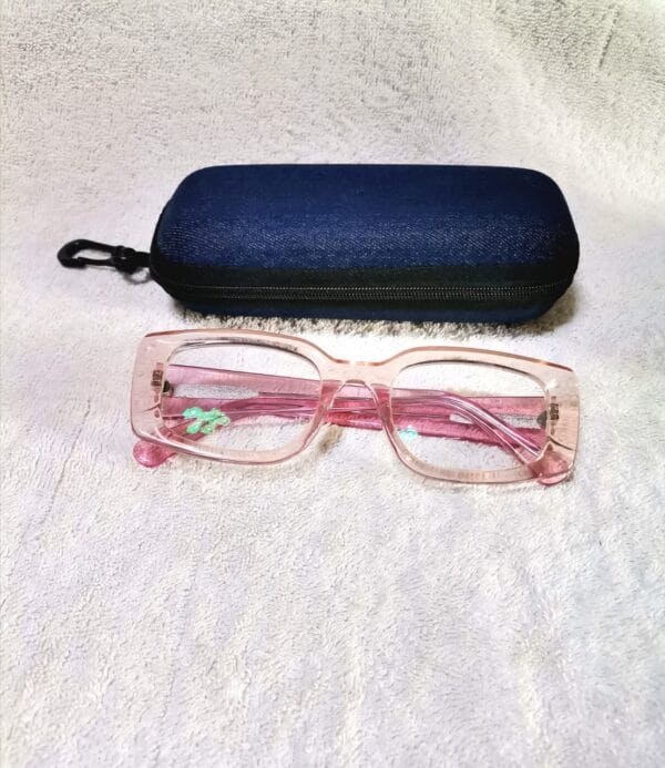 Bifocal Photochromic Readers