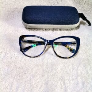 Bifocal Photochromic Readers