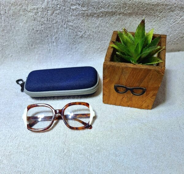 Fashion glasses
