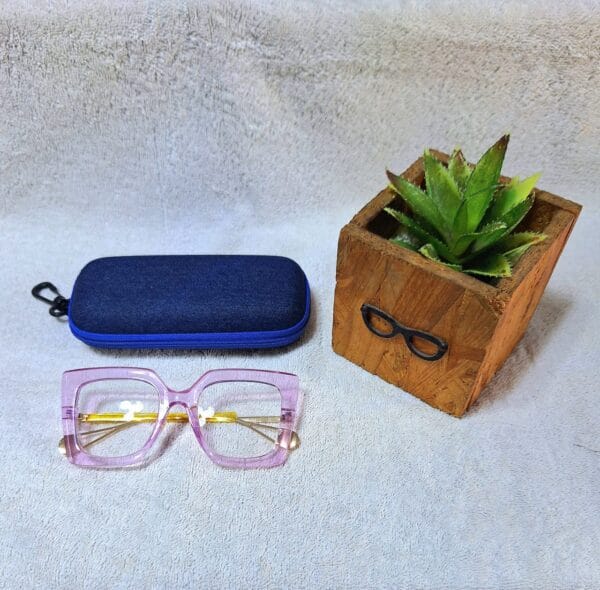 Fashion glasses