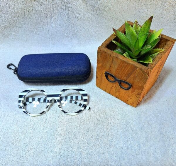 Fashion glasses