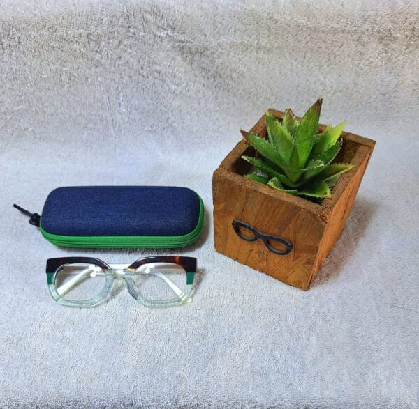 Fashion glasses