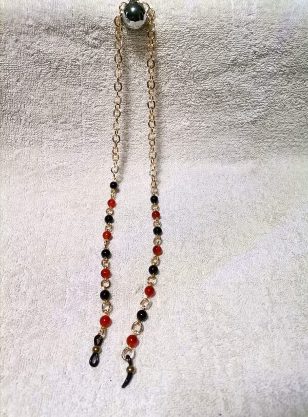 Non Tarnish Glasses Chain - Image 2