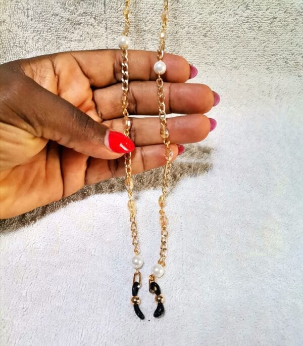 Non Tarnish Glasses Chain - Image 2