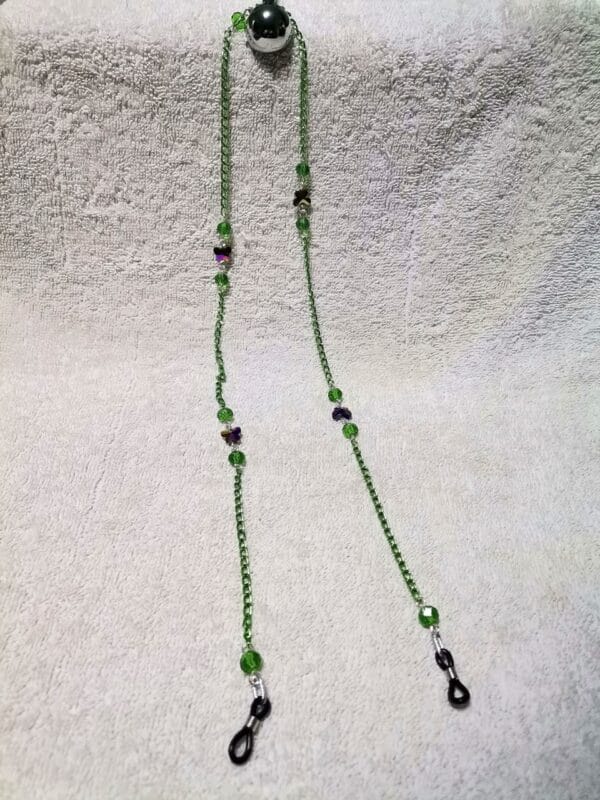 Non Tarnish Glasses Chain - Image 2