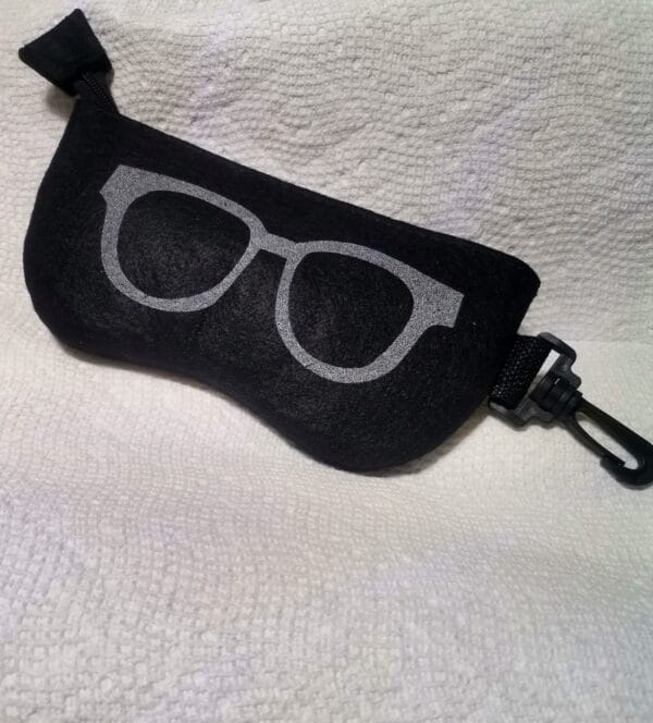 Protective glass pouch