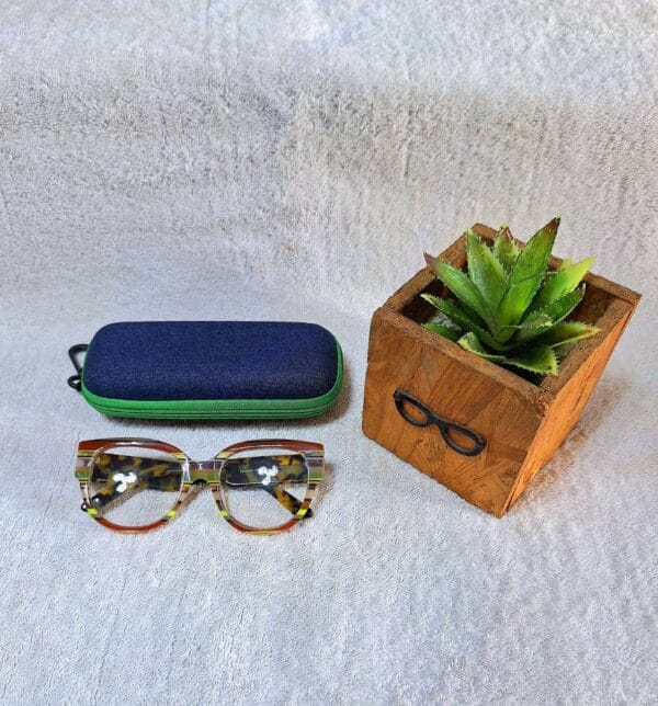 Fashion glasses