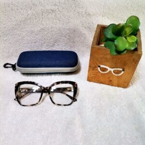 Fashion glasses