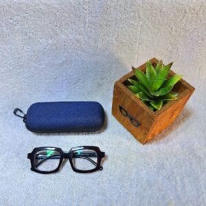 Anti reflective reading glasses