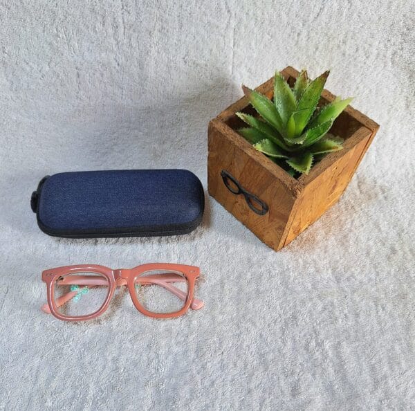 Anti reflective reading glasses