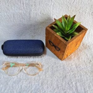 Anti reflective reading glasses